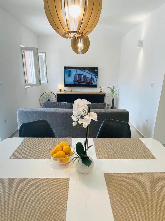New Apartment With Panoramic View Stomorska Exterior foto