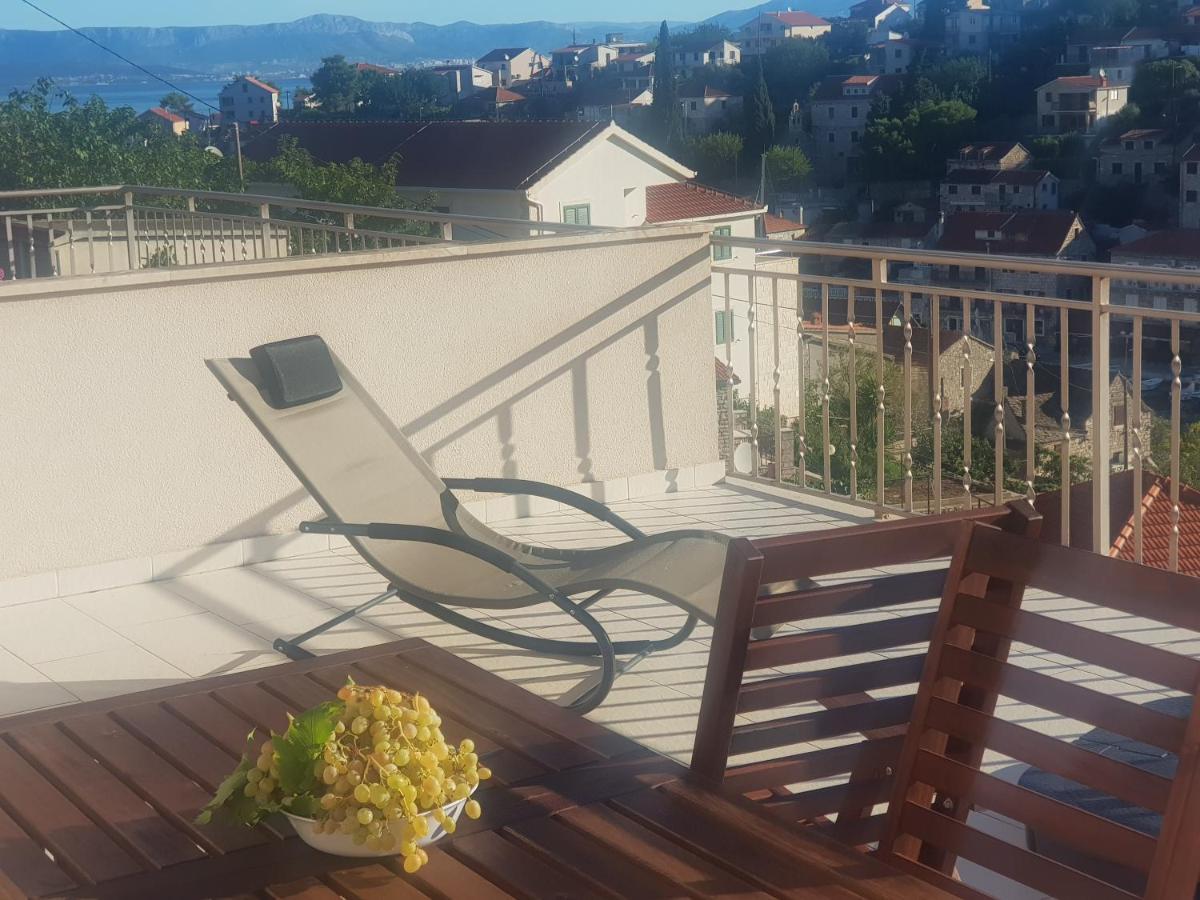 New Apartment With Panoramic View Stomorska Exterior foto